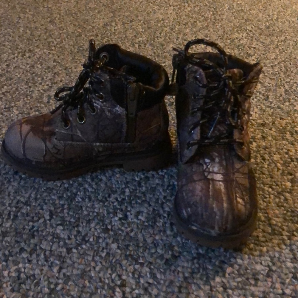 Toddler boy camo boots